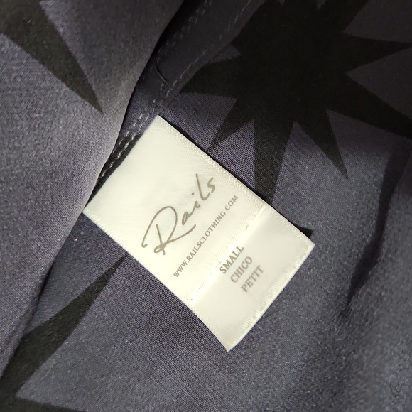 Rails Kate Silk Button Down Shirt - Picture 5 of 6